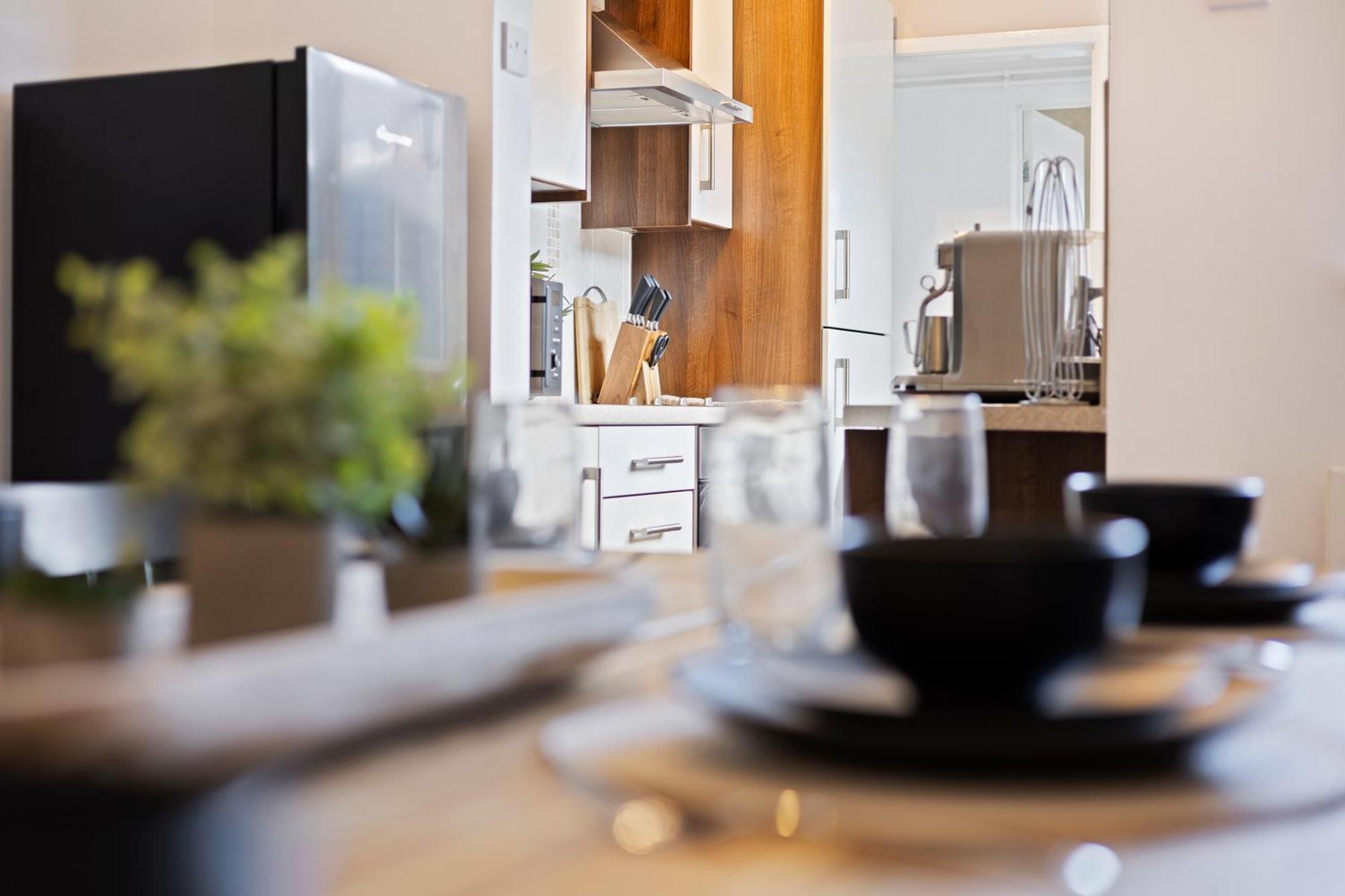 Perfect Home For Business & Leisure With Free Parking And Fast Wi-Fi Apartment Lincoln