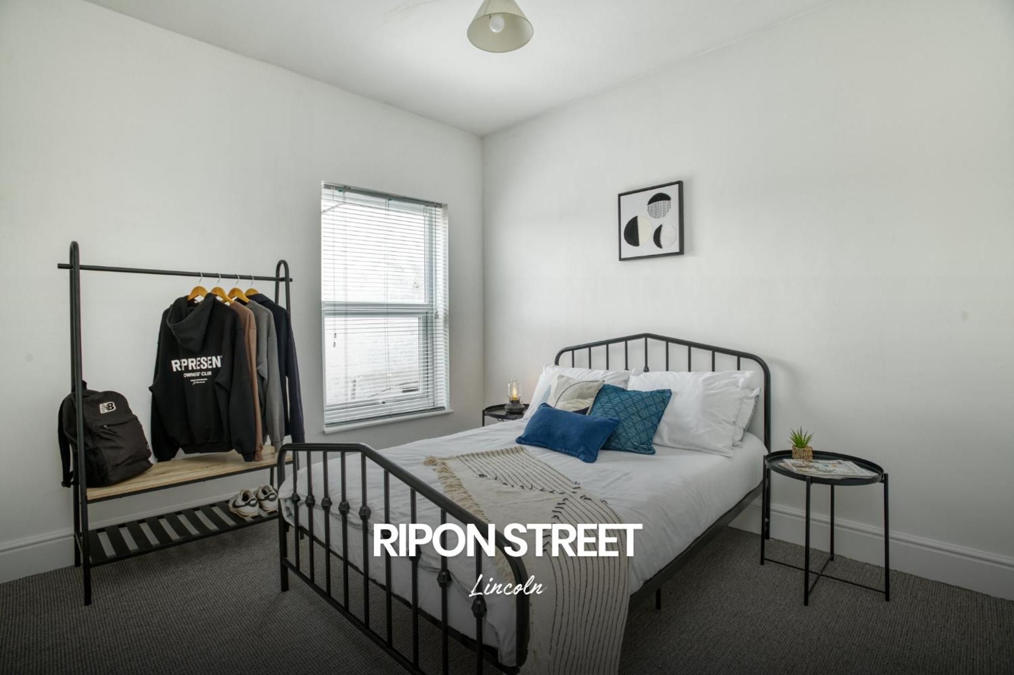 Cosy And Inviting 2-bed Townhouse In By Renzo, Free Wi-fi, Ideal For Contractors * Lincoln