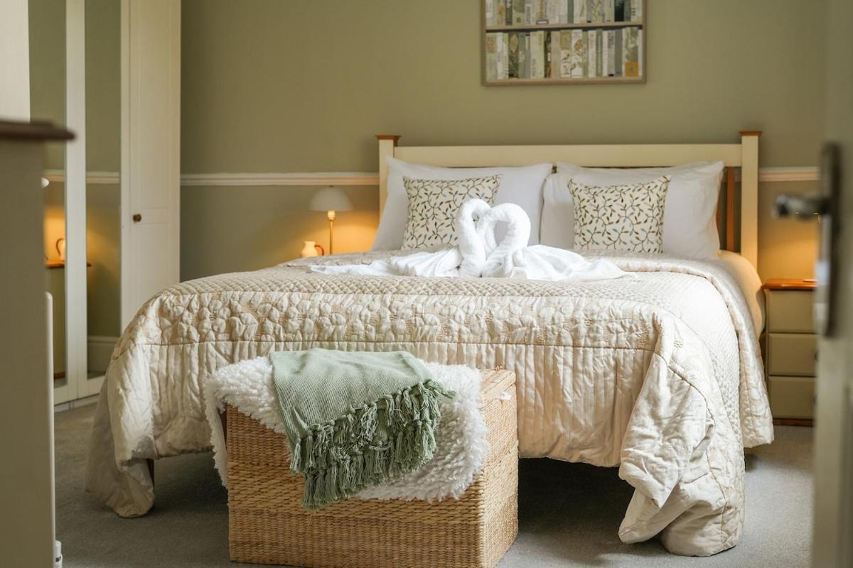 Charming Cosy Great Location
