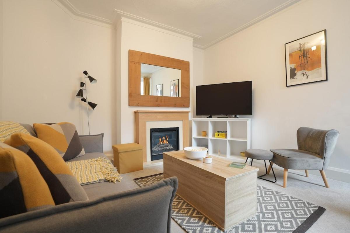 Casa de férias Charming Cosy Great Location