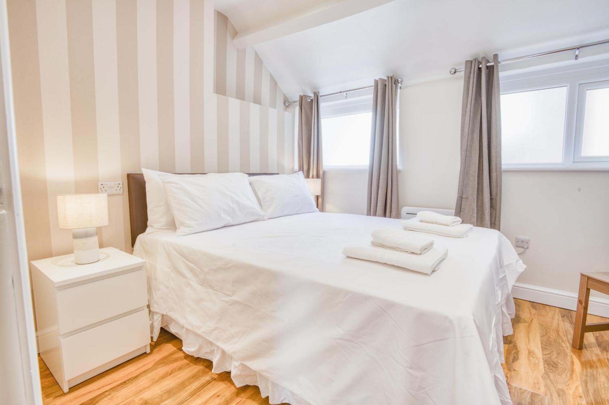 Spacious Center 2 Bed Free Wifi Lincoln