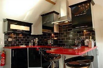 Tennyson Court Hotel 3*