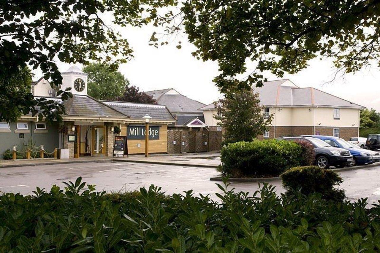 Hotel Premier 3*
