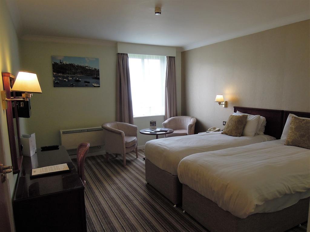 Western Bentley Hotel, Leisure Club &