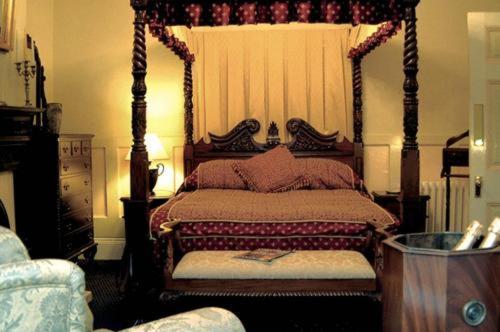 Hotel Bail House 3*