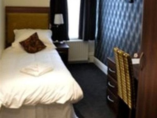 Hotel Longdales House 4*