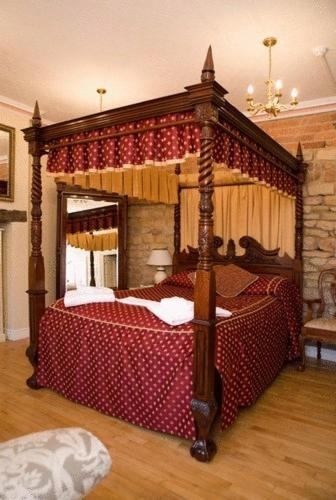 Bail House 3*