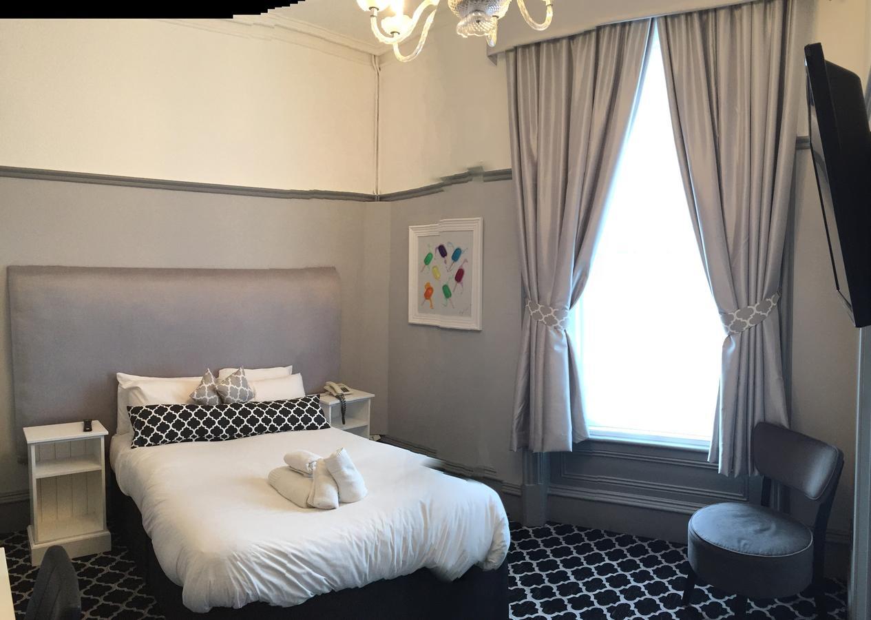 Hillcrest Hotel Lincoln