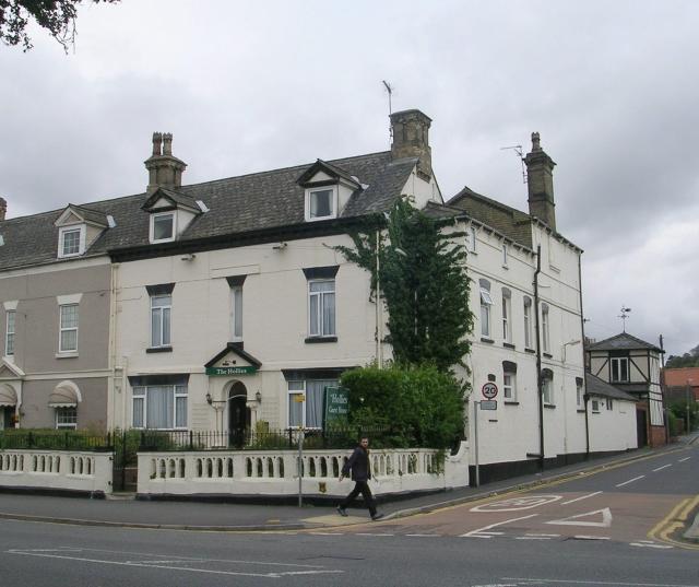 Guest house The Hollies 4*