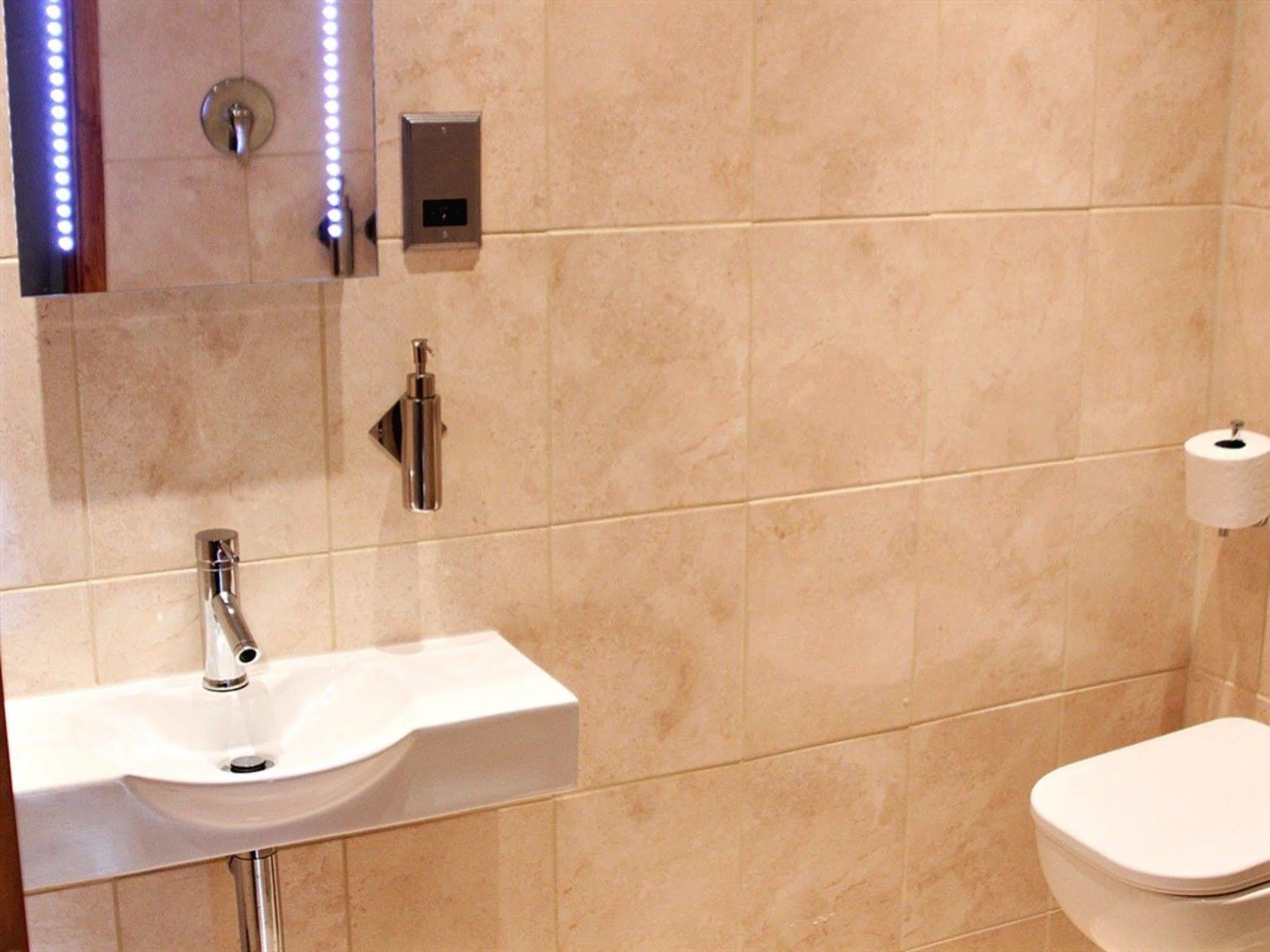 Hotel Tennyson Court Lincoln