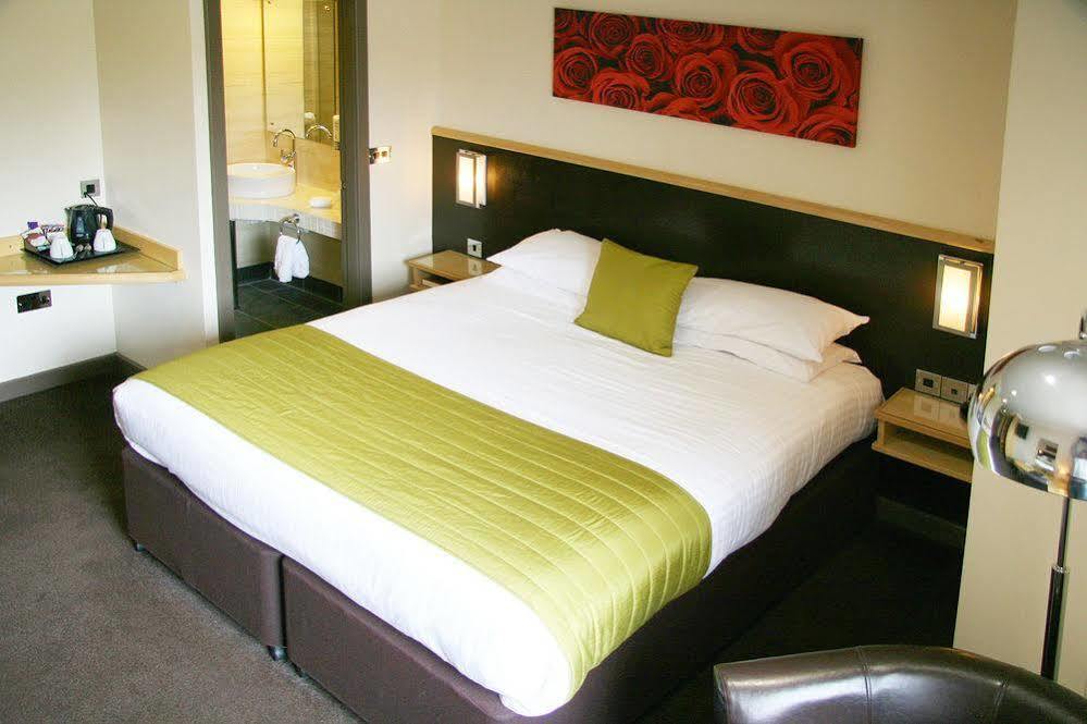 Hotel Damon's 4*