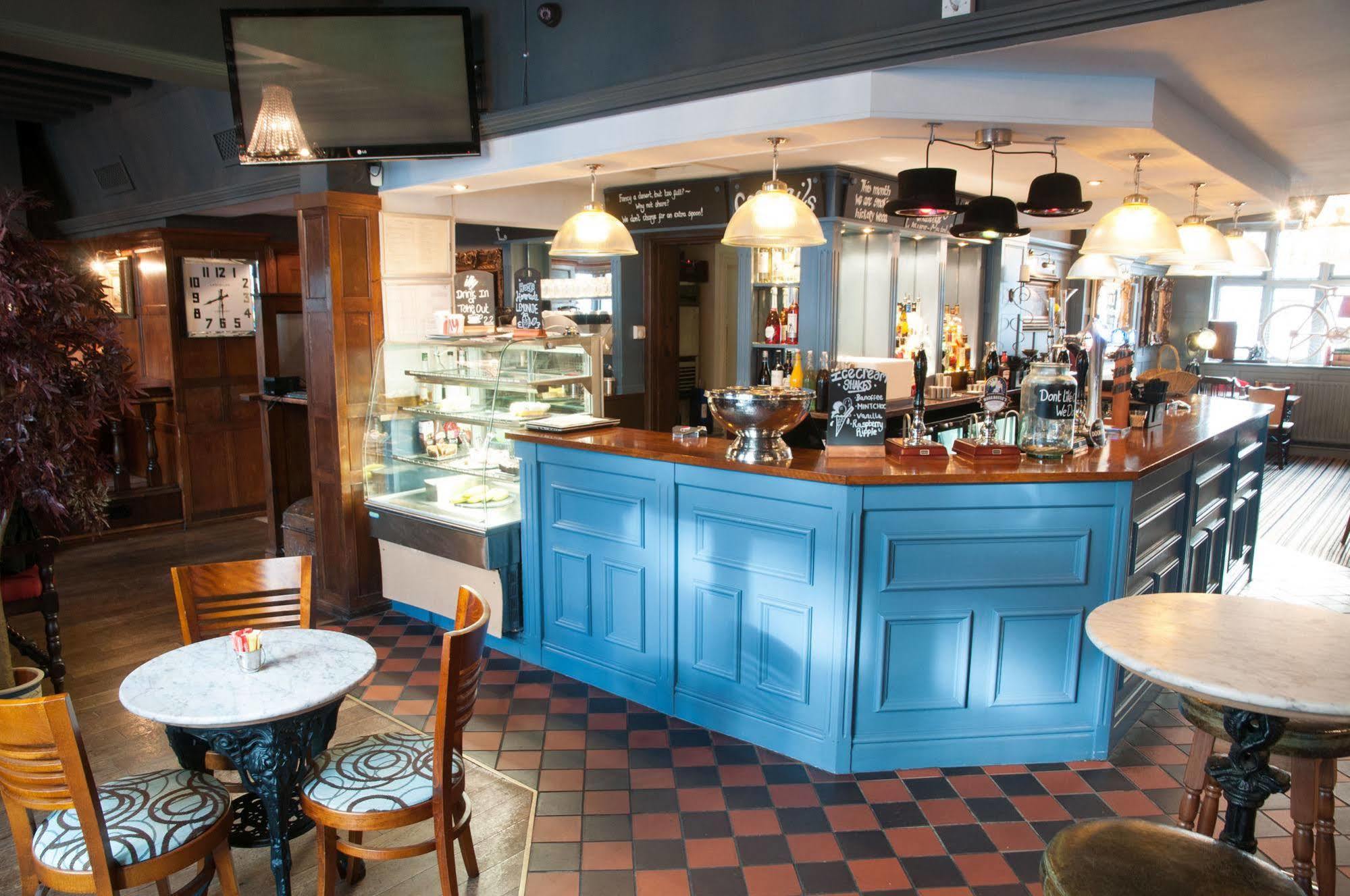 Huckleberrys Bar And Grill Hotel Lincoln
