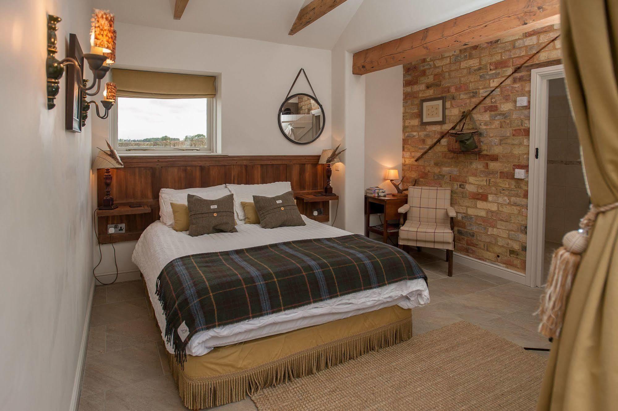 Bridleway Hotel 4*