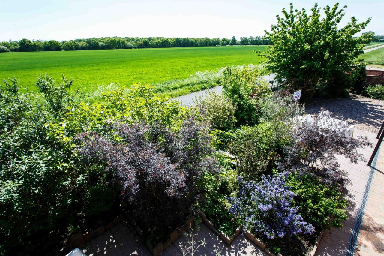 Retreat View With Private Hot Tub