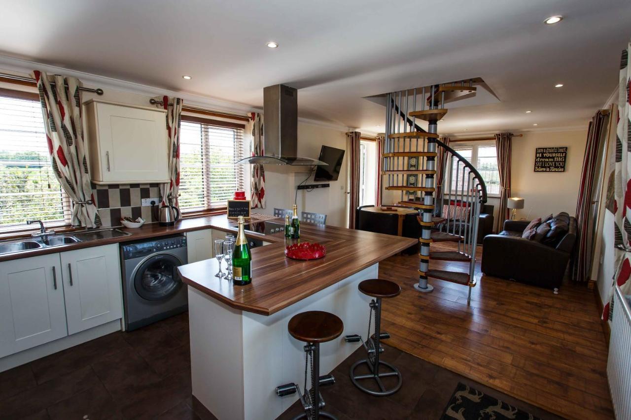 Retreat With Private Hot Tub Holiday home *