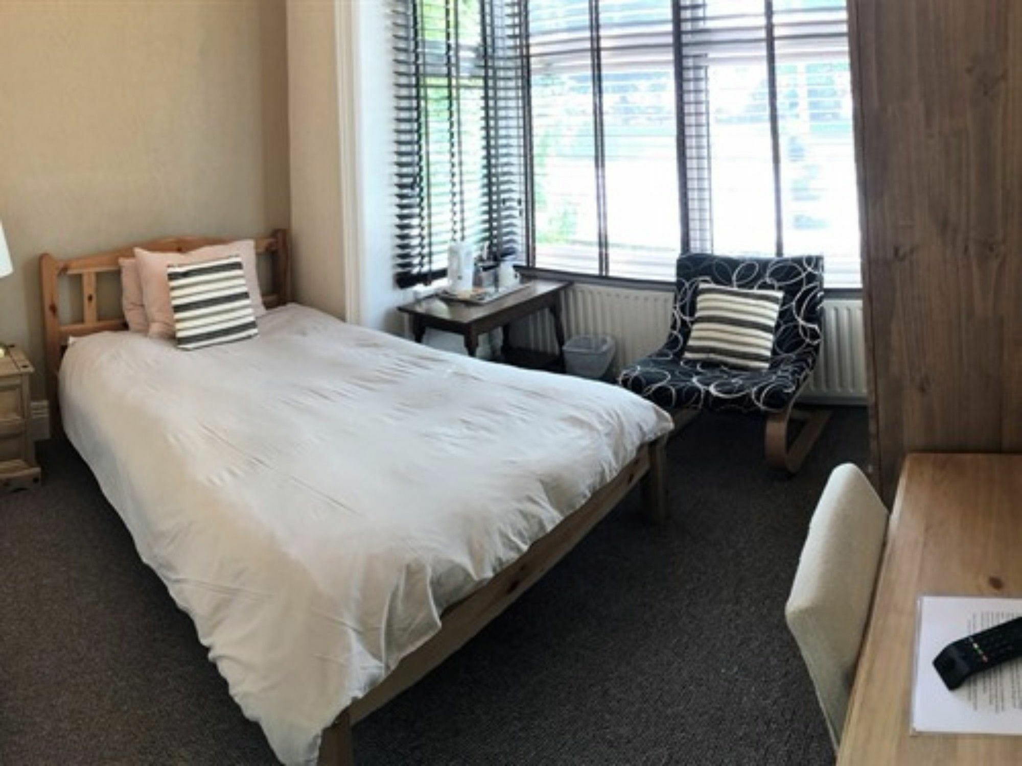Tennyson Guest house 4*