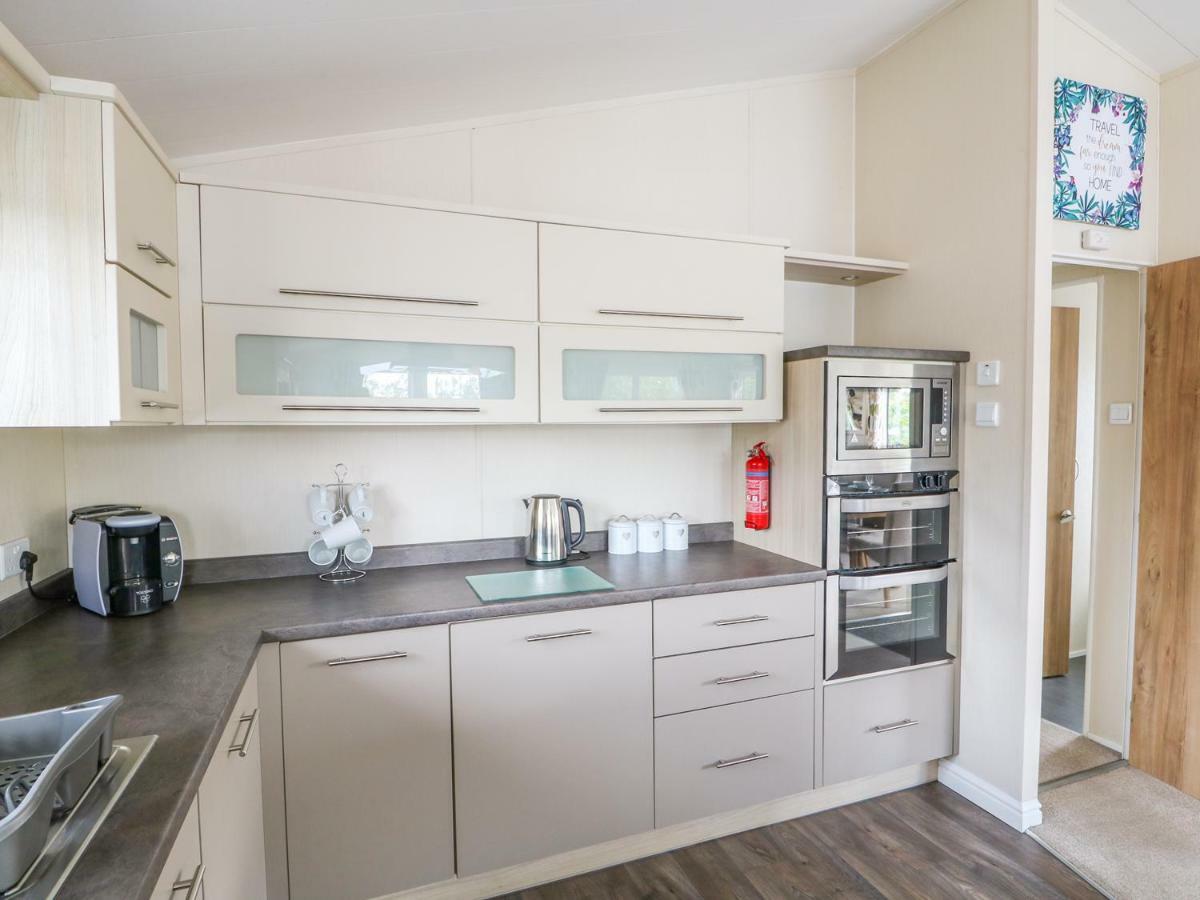 8 Castle View * Lincoln