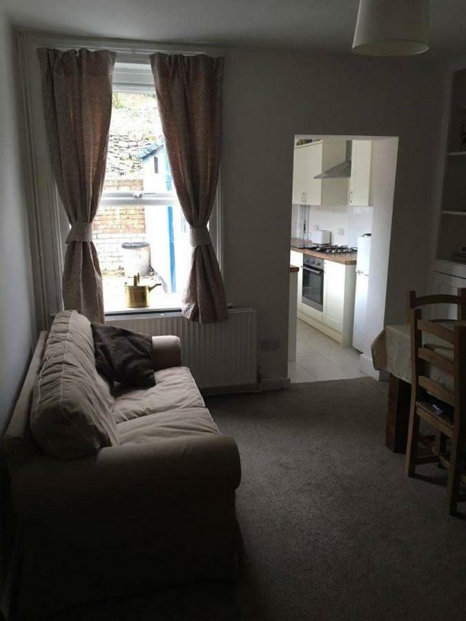 Alexandra Terrace * Lincoln