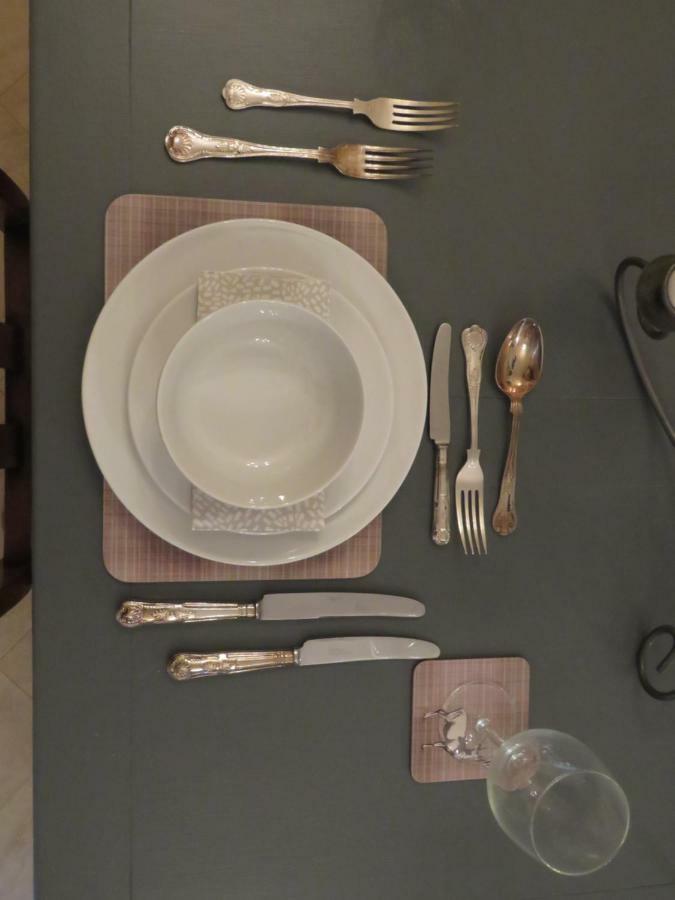 Apartment 5 The