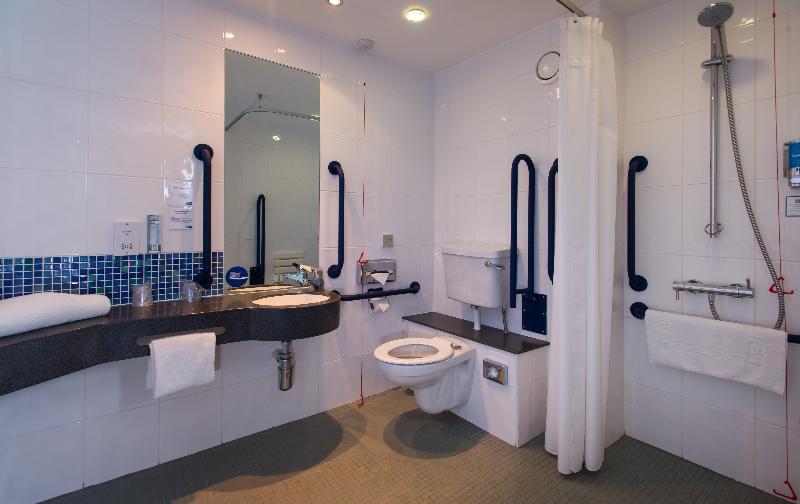 Express Centre By Ihg Hotel Lincoln