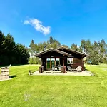 Lindley Log Cabin