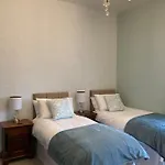 The Old Lodge Guest House