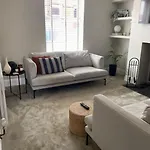 Homely 2-Bed Terrace With Log Burner