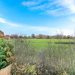 Newly Renovated Rural Cottage In North Scarle