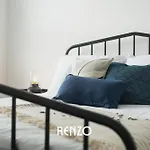 Cosy And Inviting 2-Bed Townhouse In Lincoln By Renzo, Free Wi-Fi, Ideal For Contractors