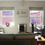 Grayz Apartments