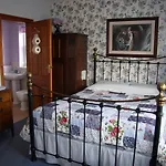 Field View B&B