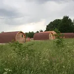 Glamping At Spire View Meadow