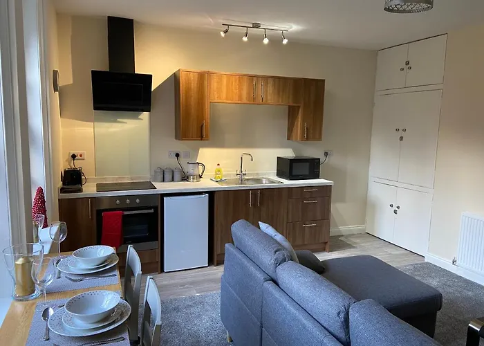 1 Bedroom Apartment Close To The Bailgate