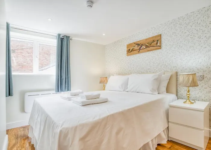 Superb City Center 2 Bed Apartment Free Wifi