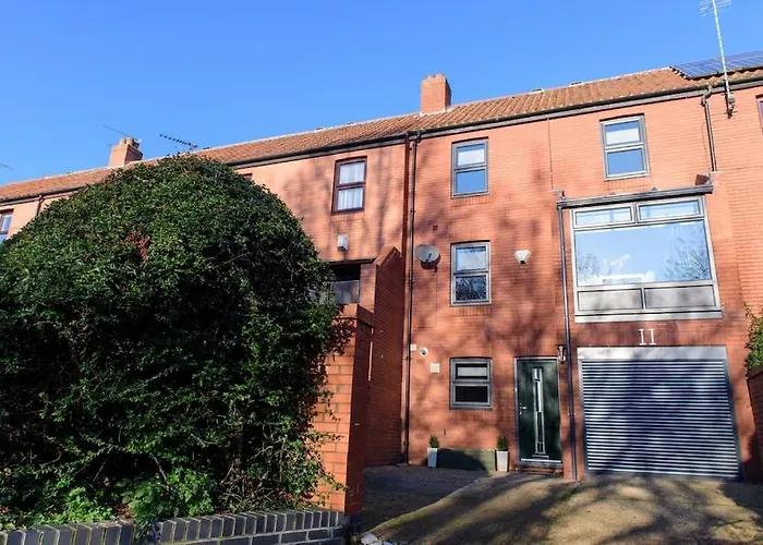 The Imp\'S Pad - Off Steep Hill - Private Parking