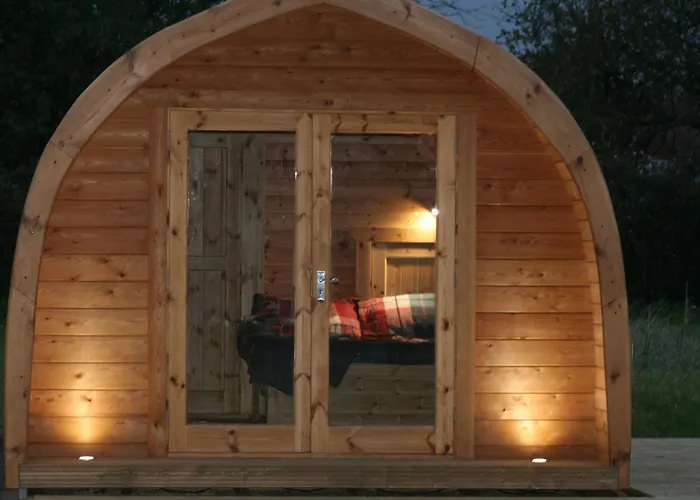 Glamping At Spire View Meadow