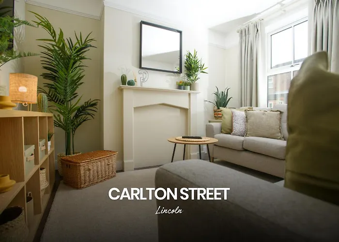 Inviting 2 Bedroom Home In Lincoln By Renzo, Close To Lincoln Cathedral!