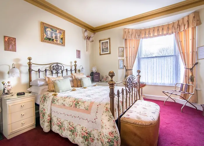 Creston Villa Guest House