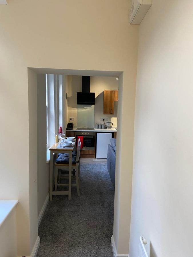1 Bedroom Close To The Bailgate Apartment