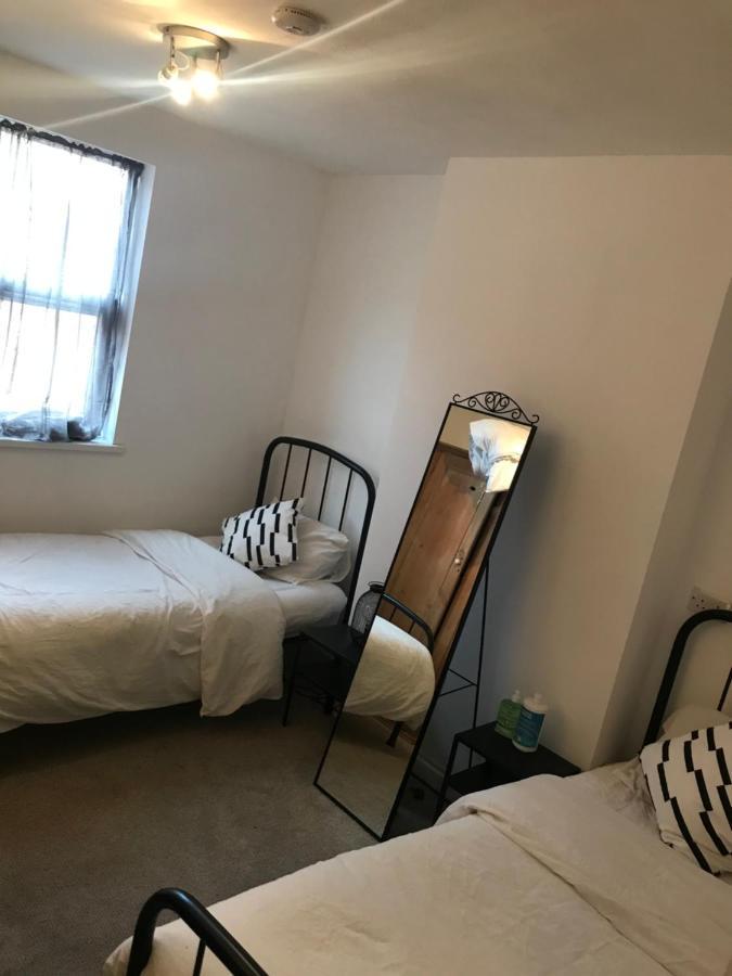 Homestay Monks Road Guesthouse Ltd