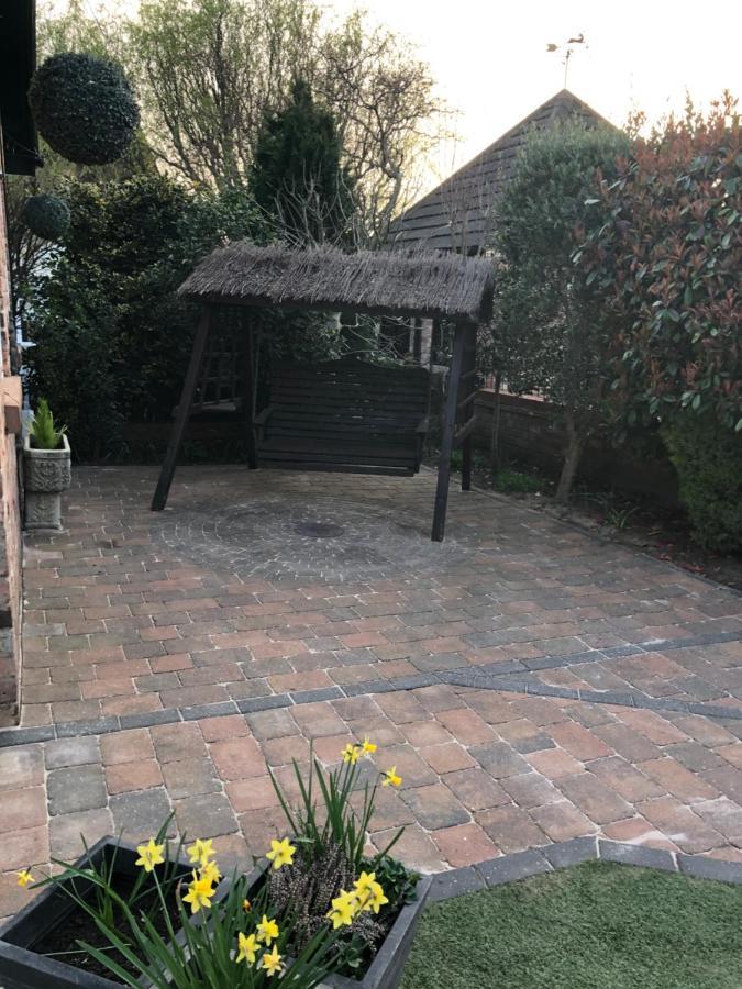 Retreat With Private Hot Tub * Lincoln
