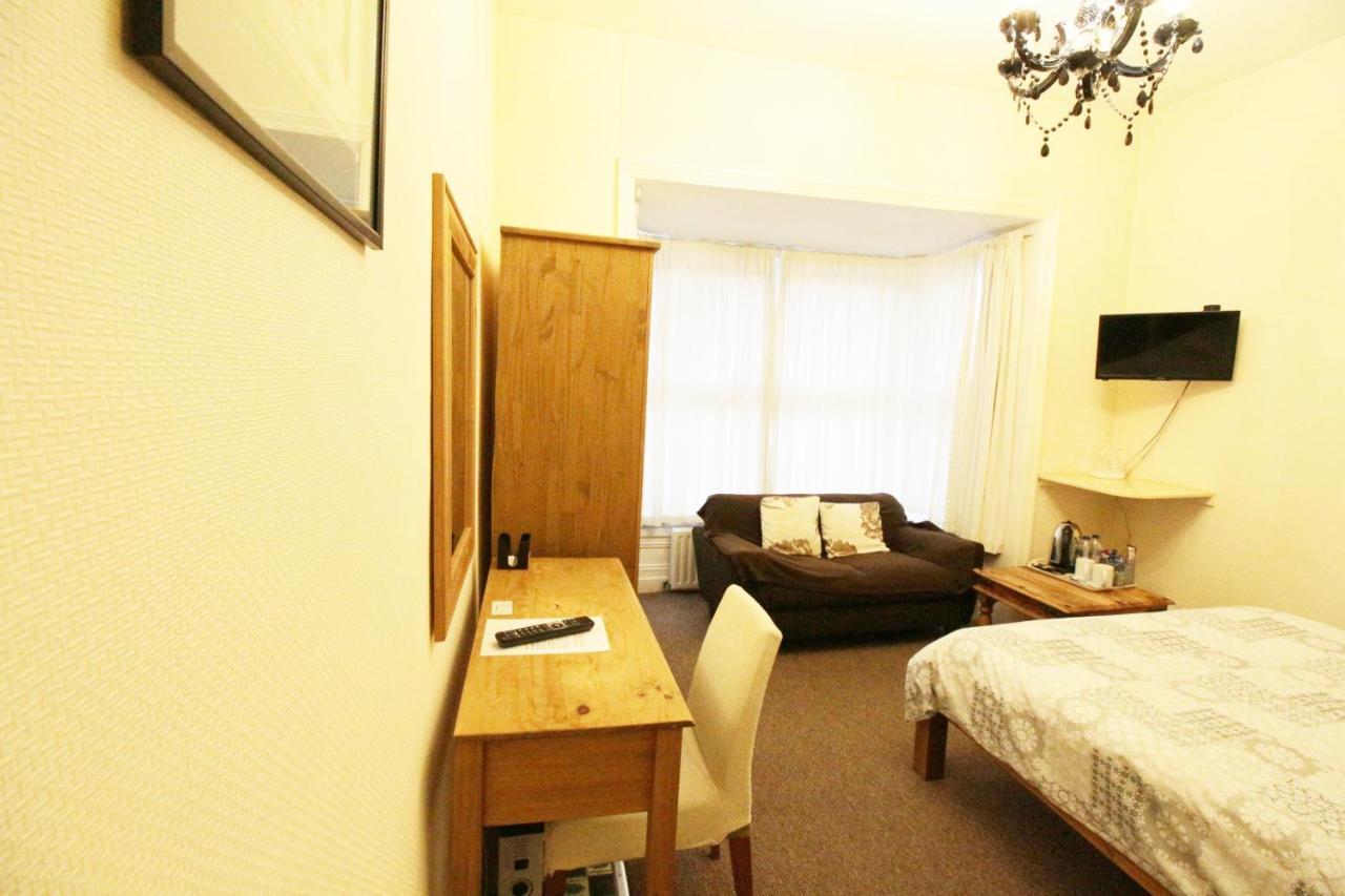 Guest house Tennyson Lincoln