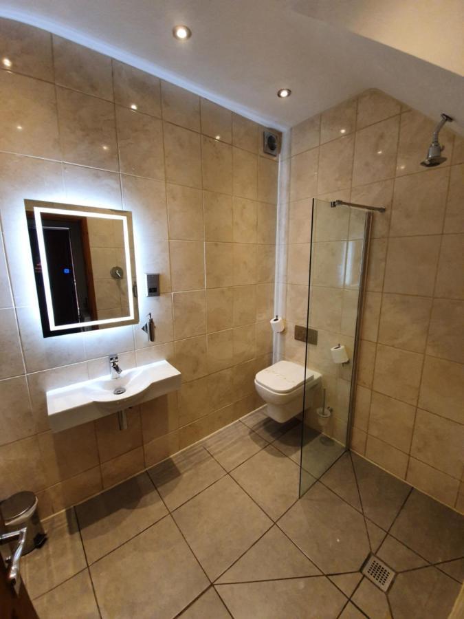 Tennyson Retreat Apartment