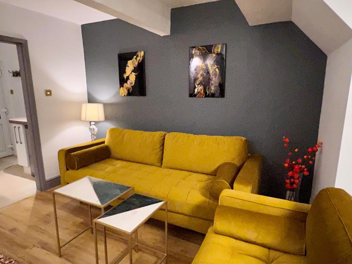 Stylish Uphill Townhouse Holiday home Lincoln