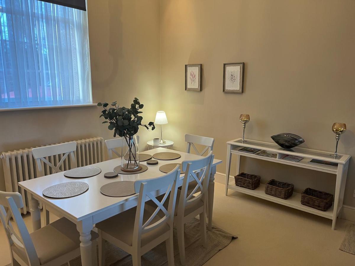 Holiday home Choristers Mews: Luxury A Stones Throw From The Cathedral! *