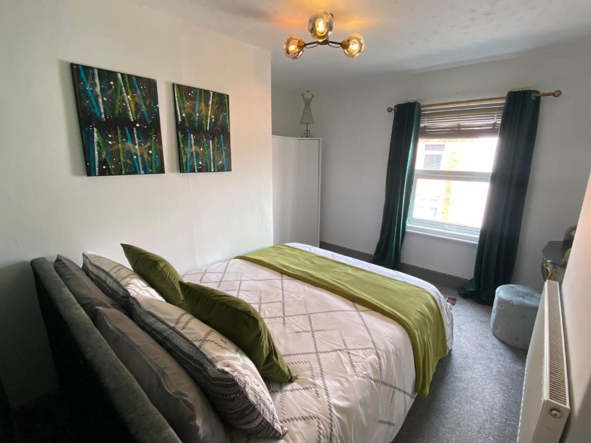 Stylish Uphill Townhouse Holiday home Lincoln