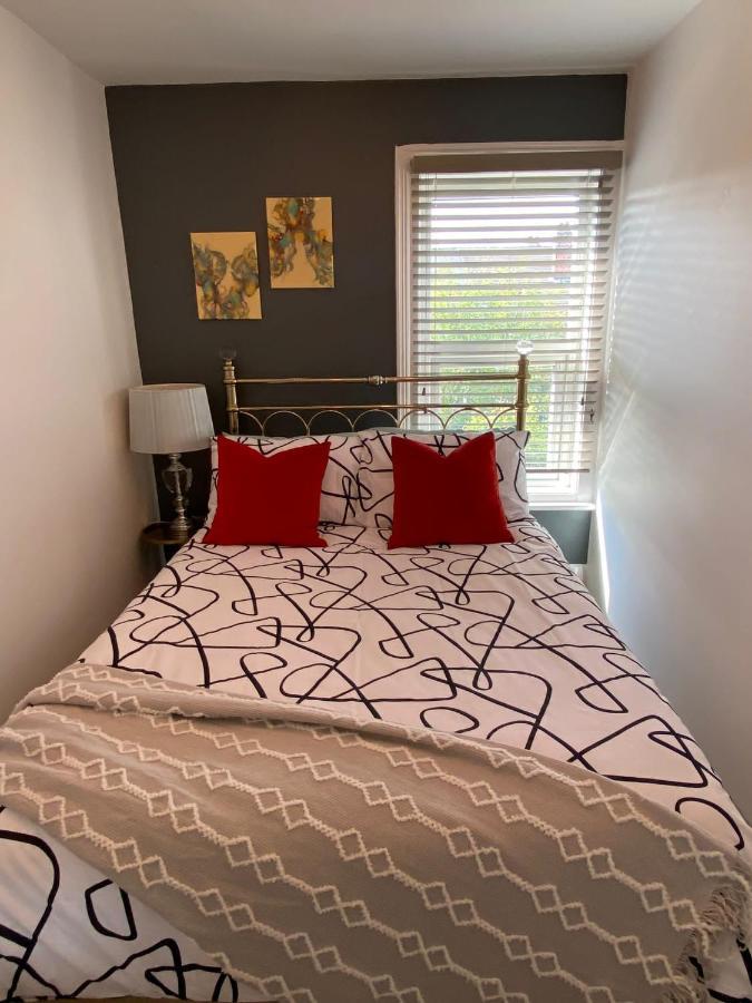Stylish Uphill Townhouse Holiday home