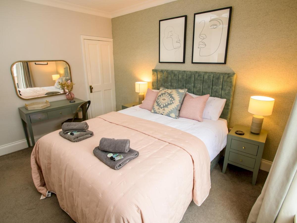 Pass The Keys Beautiful 3bed With Parking In Cathedral Quarter Lincoln