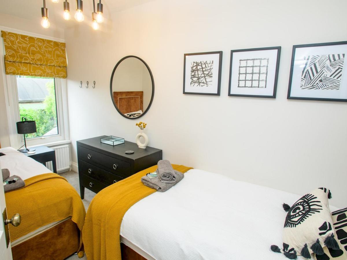 Pass The Keys Beautiful 3bed With Parking In Cathedral Quarter *