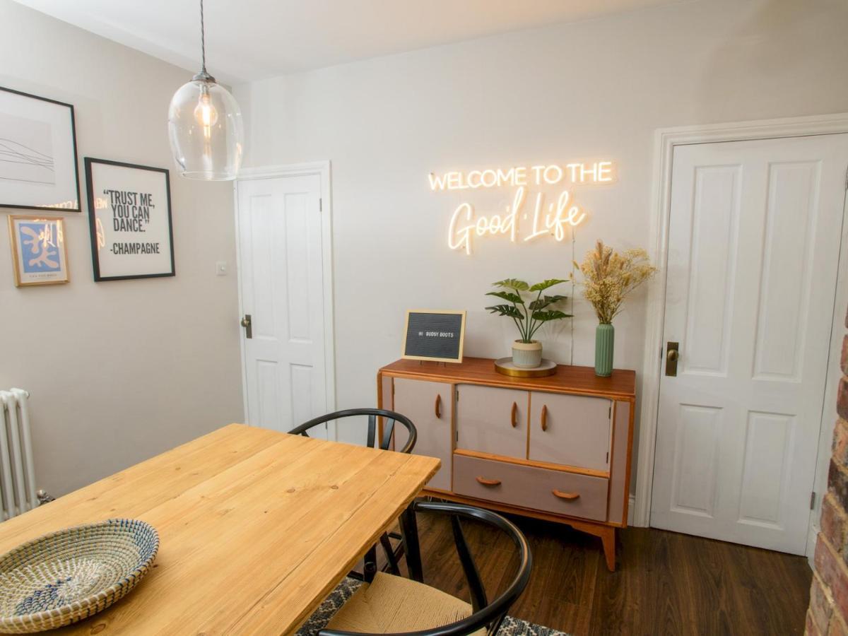 Pass The Keys Beautiful 3bed With Parking In Cathedral Quarter